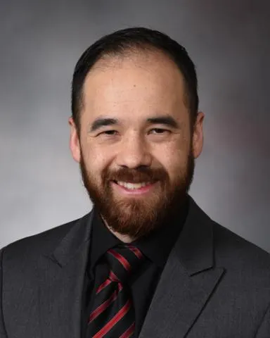 Dr. Tama Thé